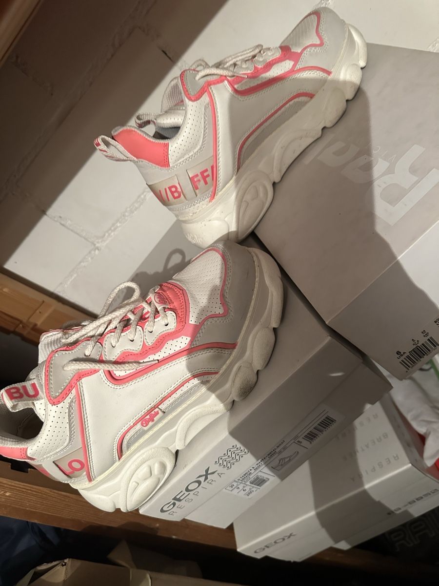 Scarpe da donna: Buffalo Plateau Sneaker Gr. 37 – Usato da Dällikon venduto da Sueworld 2