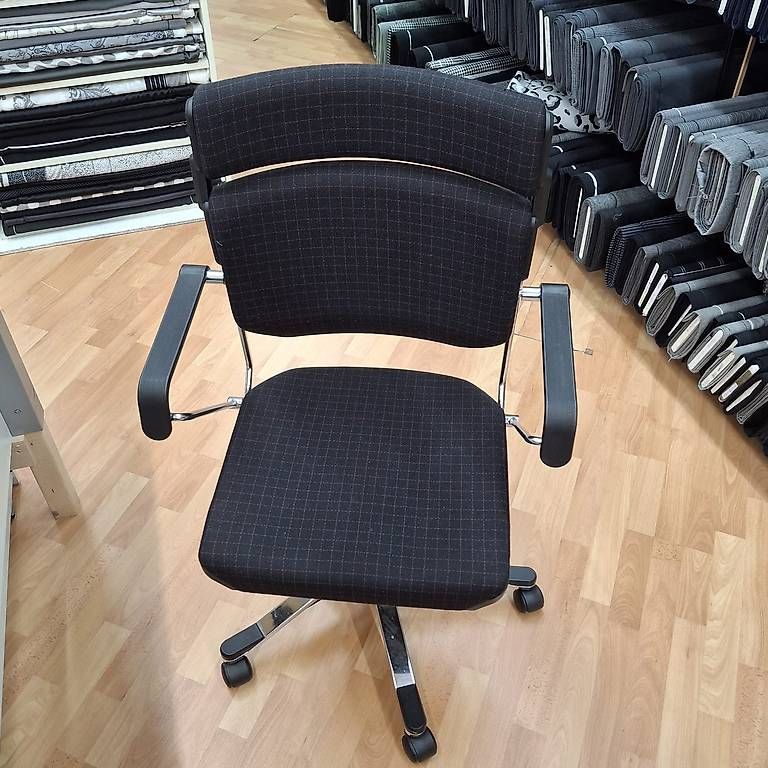 Chaises: Chaise de bureau – D'occasion à Sion par tex_8frj 1