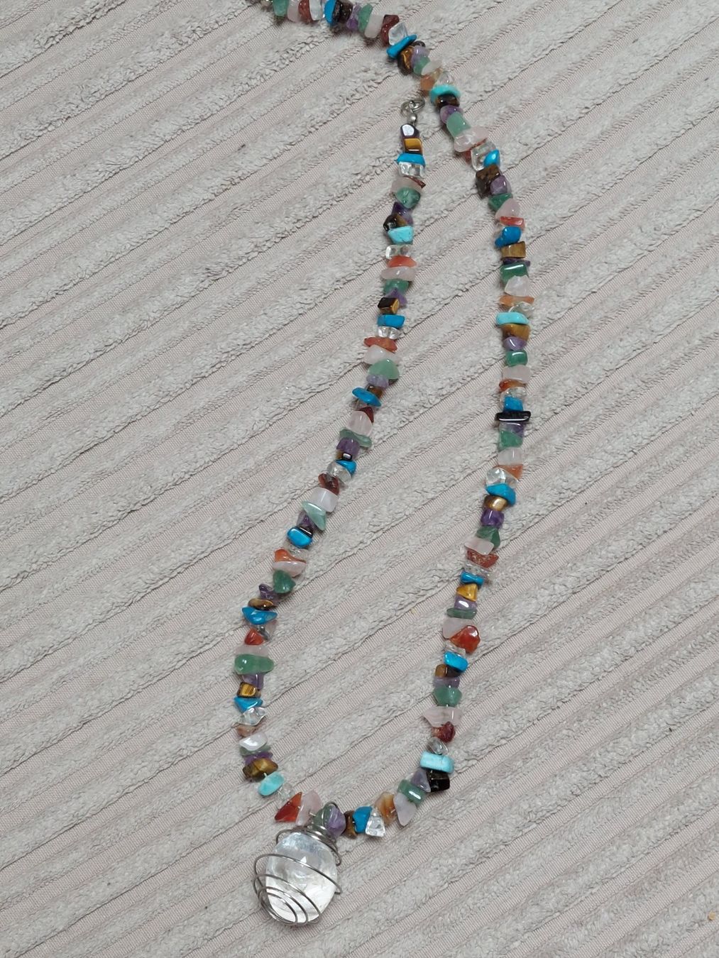 Catenine: Joli collier en petites pierres – Usato da Marsens venduto da carobazar 1
