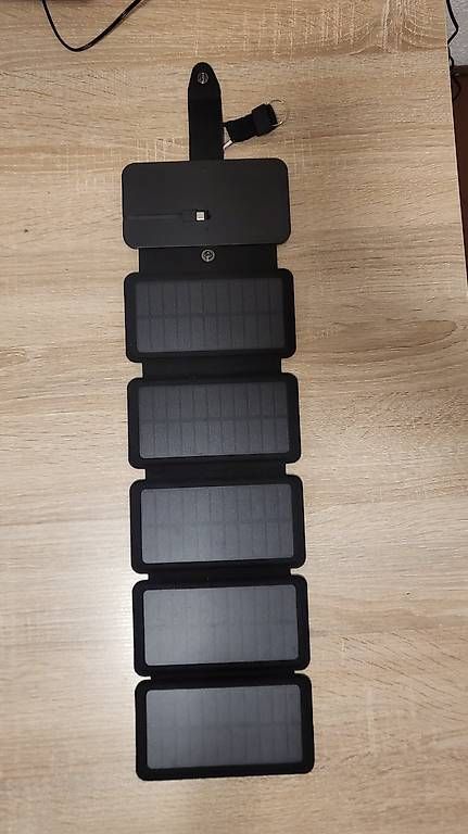 Caricabatterie: Chargeur externe solaire pliable – Usato da Bulle venduto da EllaFamily
