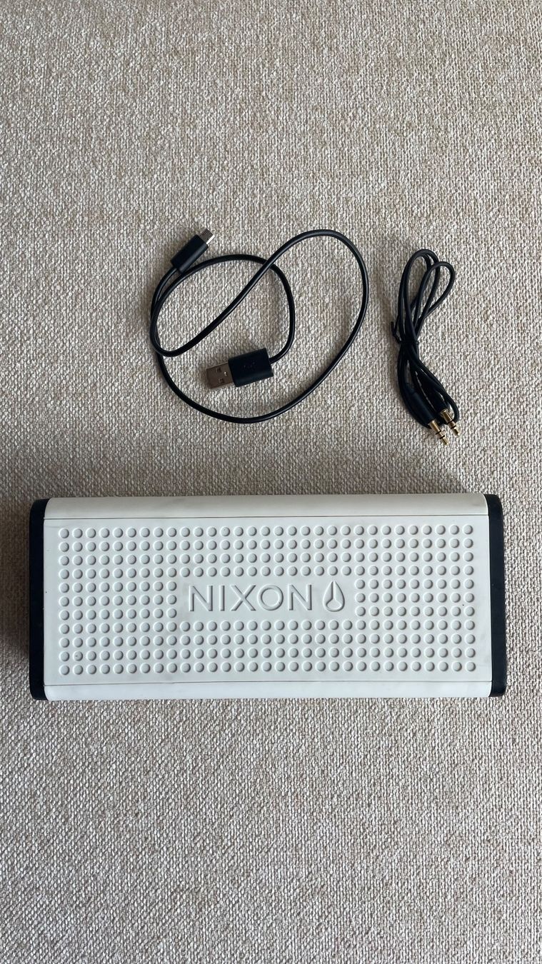 Casse acustiche: Nixon Blaster defekt – Difettoso da Basel venduto da viv_vk85 1