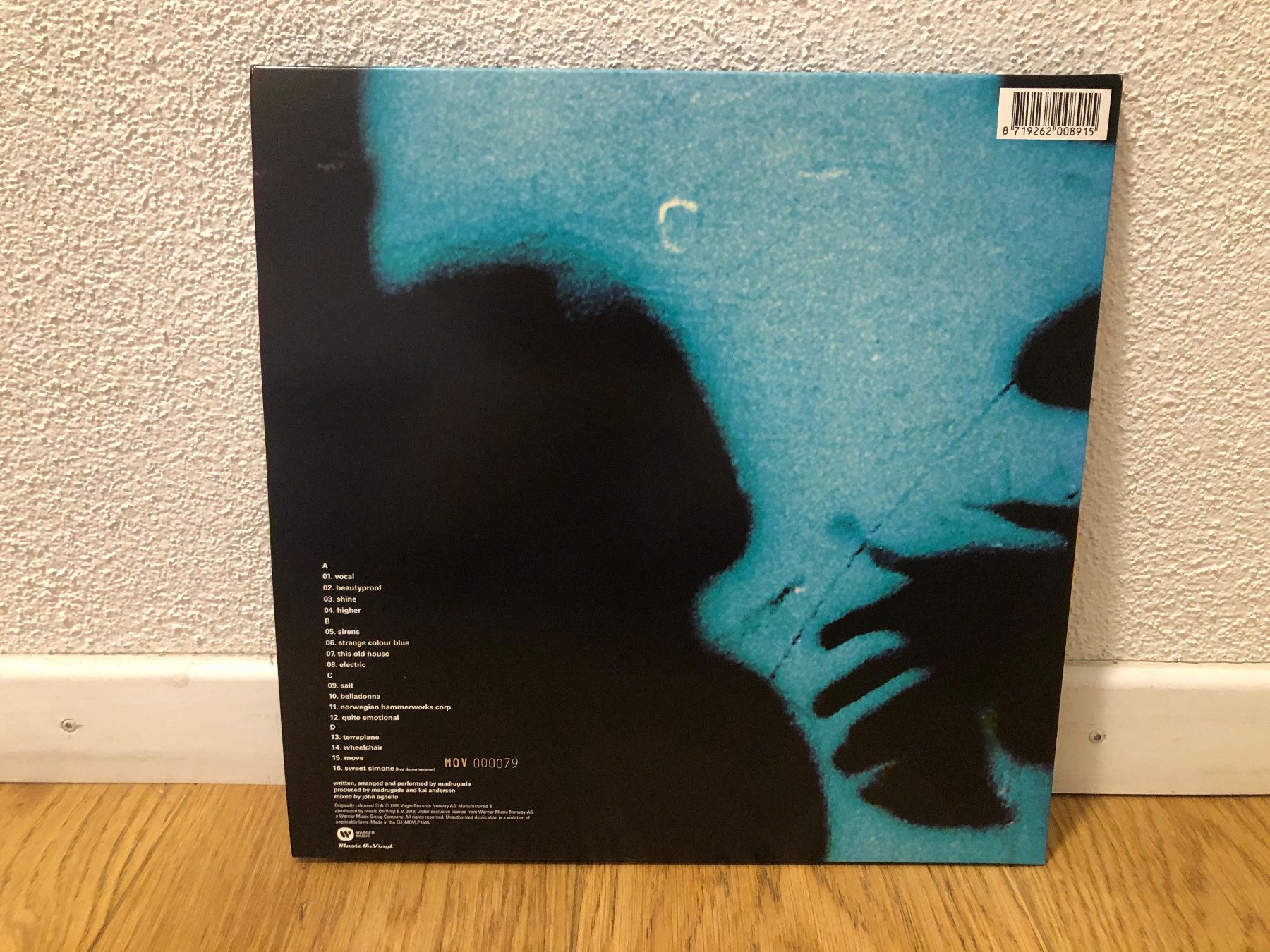 Dischi in vinile: MADRUGADA - INDUSTRIAL SILENCE LP EU 2019 LTD EDITION – Usato da Zofingen venduto da kartengeheimniss 2