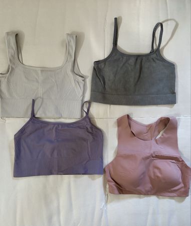 Set of 4 female sport bras Arket, H&M, Chantelle S