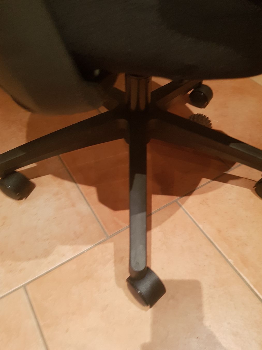 Sedie: Ergonomischer Stuhl – Nuovo (secondo la descrizione) da Zihlschlacht venduto da Sun25 4