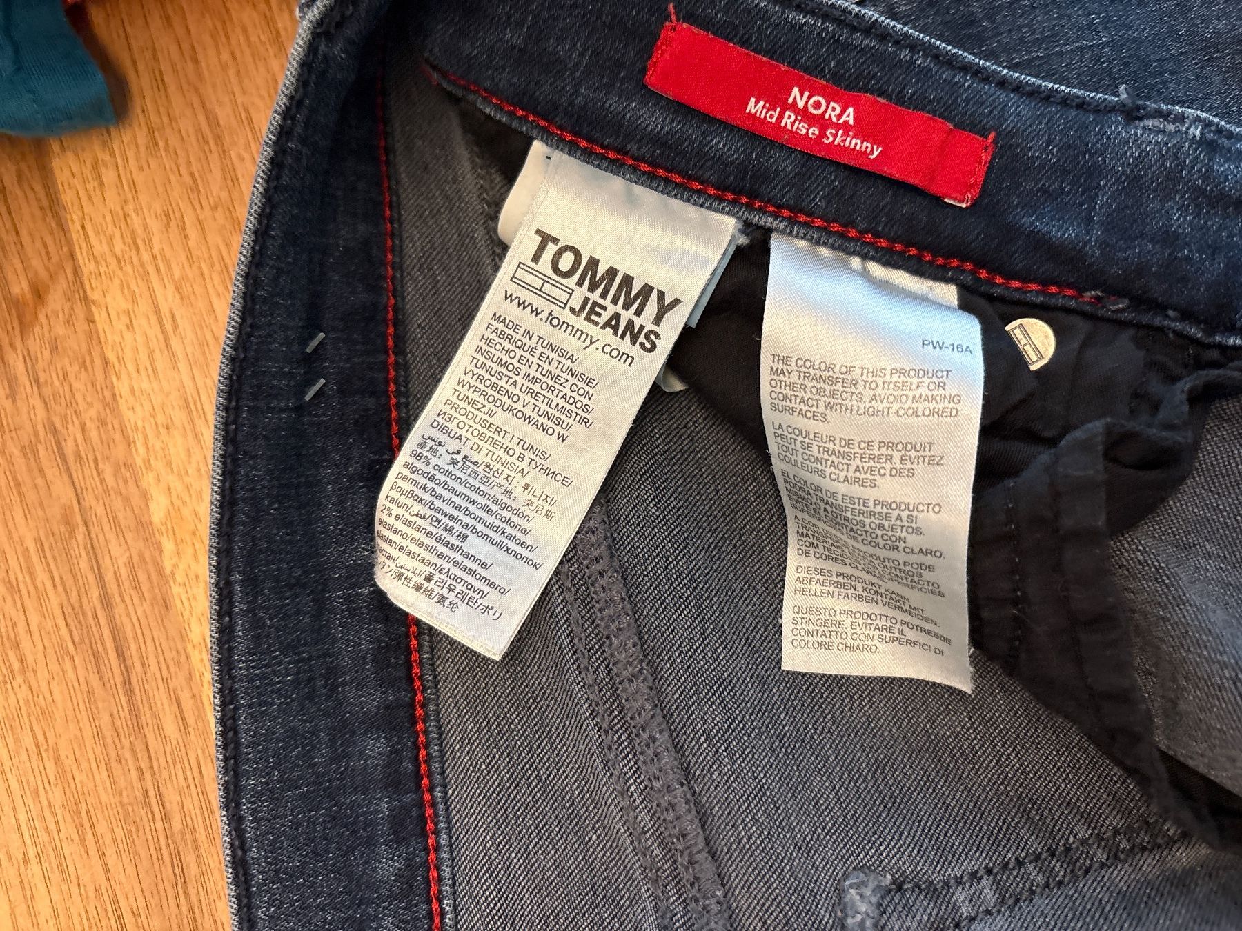 Tommy Hilfiger Jeans: Tommy Jeans Grösse 29/30 – Usato da Weesen venduto da D0101D 4