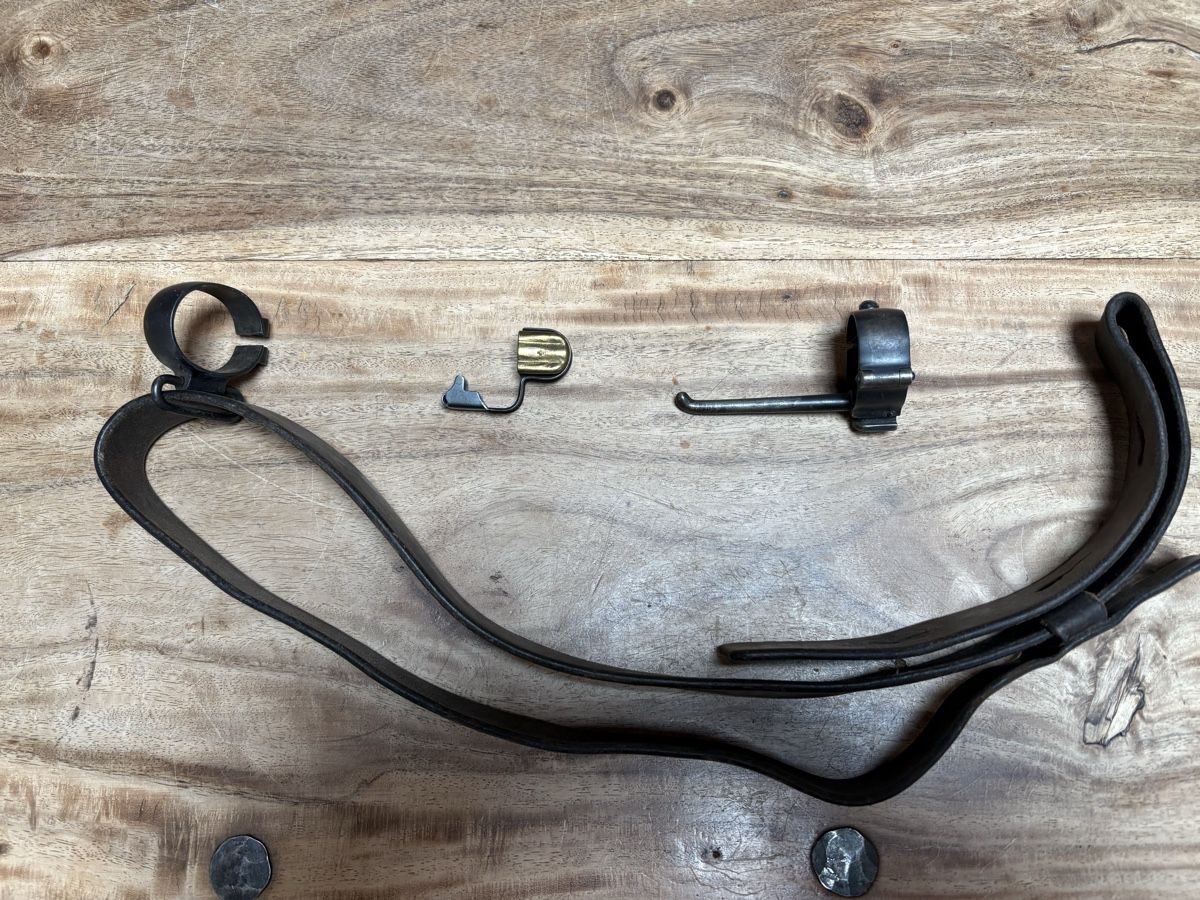 Schweizer Armee Uniformi: Karabiner Zubehör – Usato da Arni AG venduto da Erfolgreich