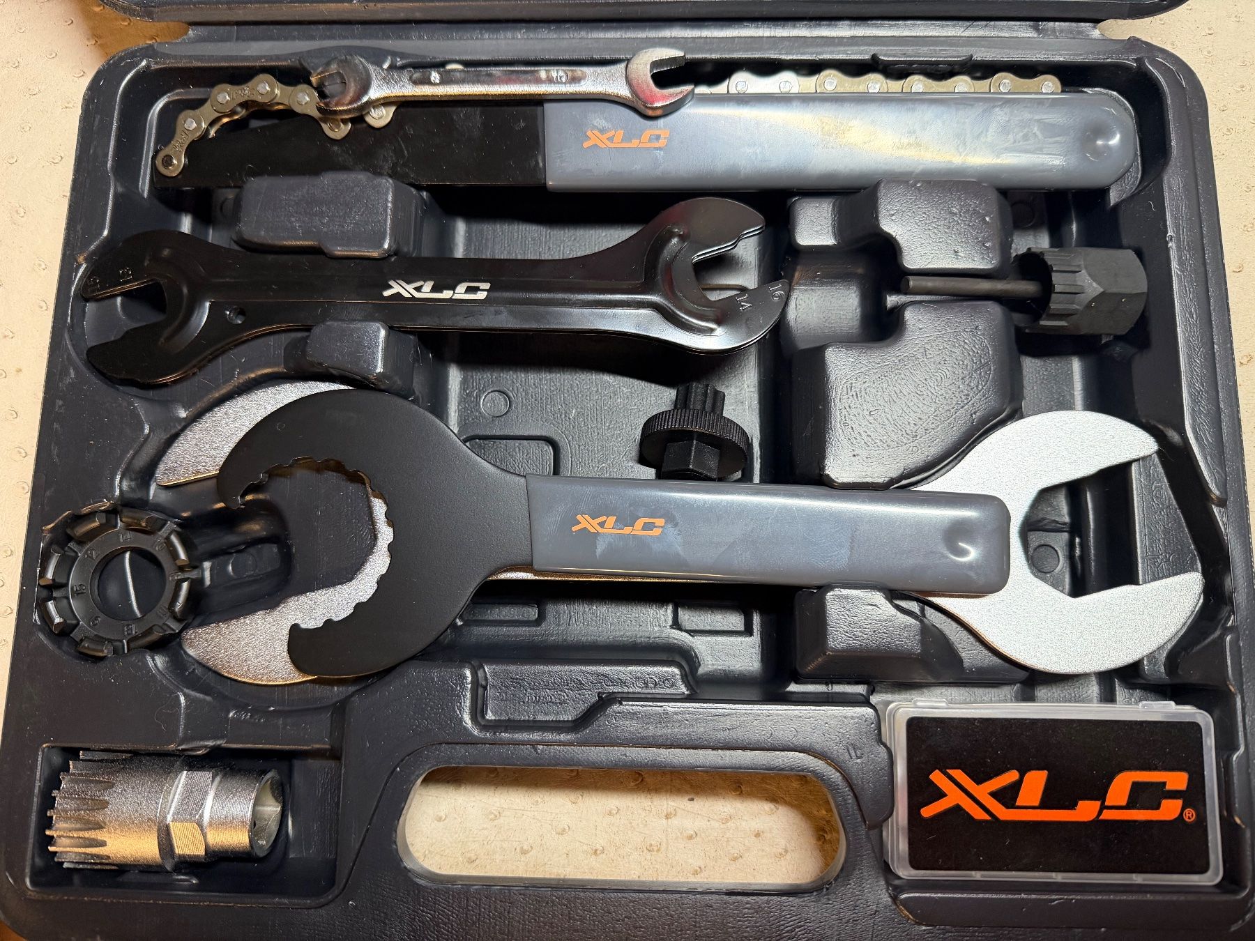 Ersatzteile: Valise à outils professionnels pour vélo – Neu und originalverpackt aus Thônex von ada_9v67 2