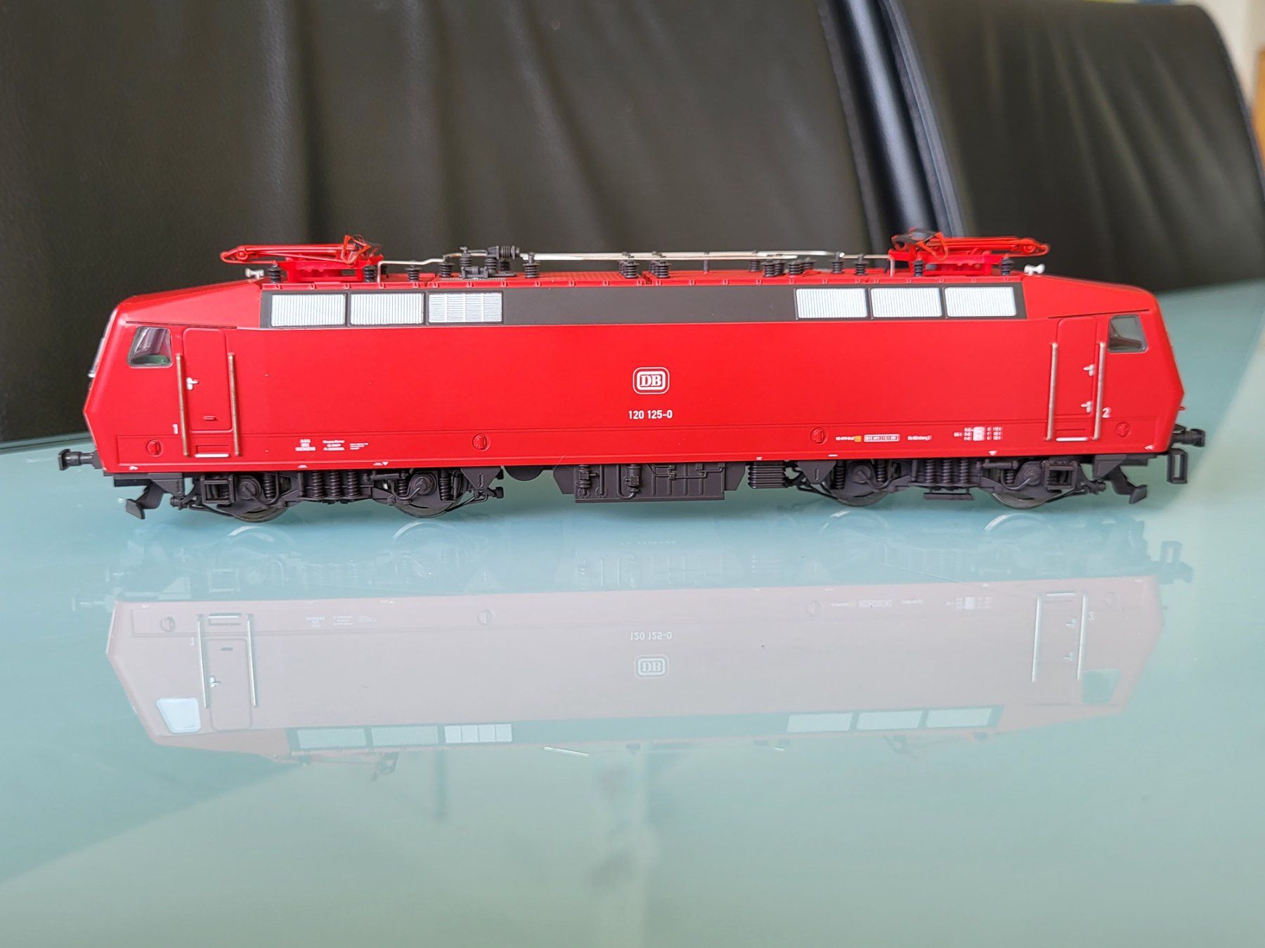 Trix Modelleisenbahnen: H0  TRIX  22603  DB  Baureihe 120 NEU ! – Neu und originalverpackt aus Oberburg von sensetal 6