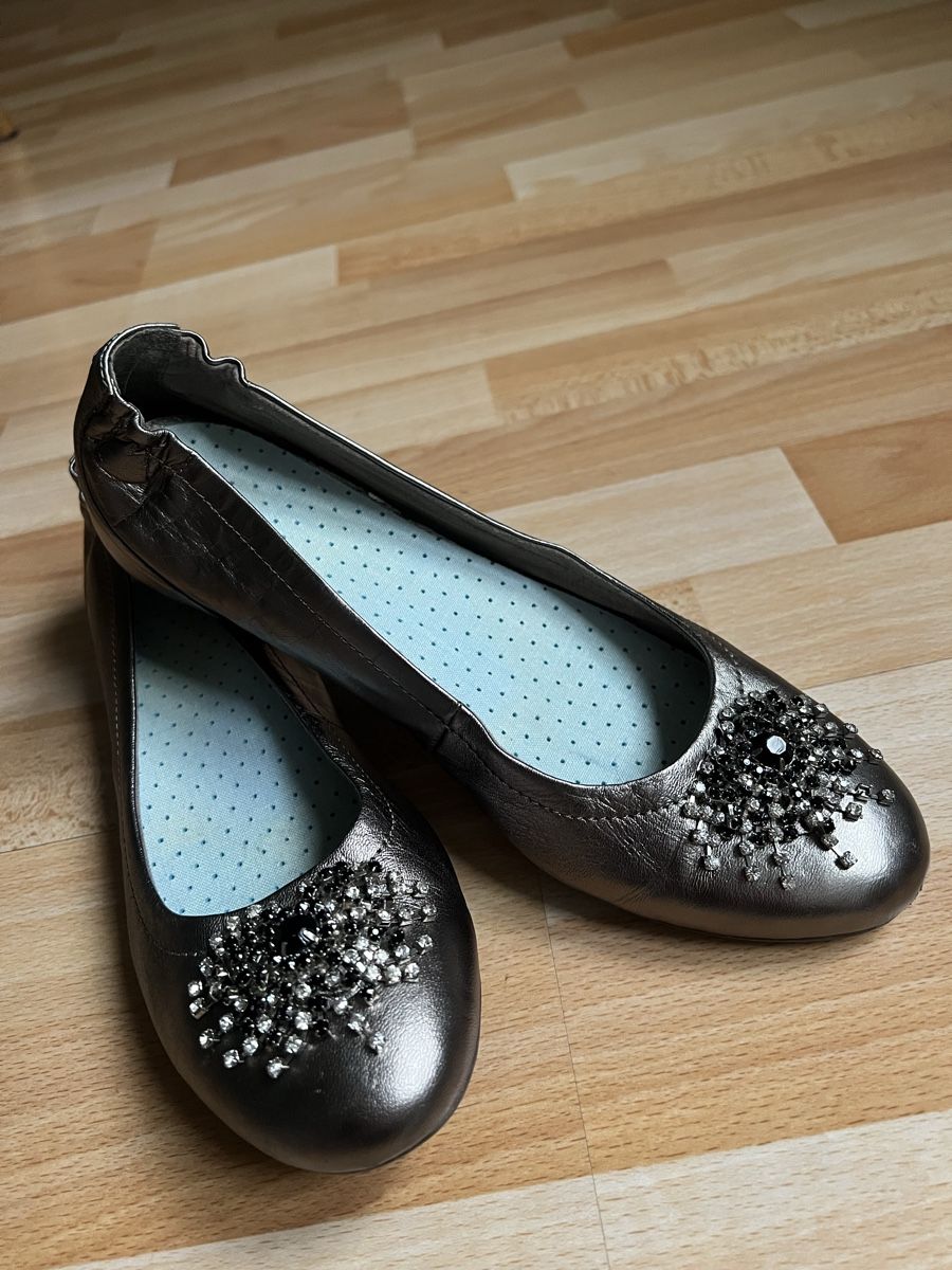 Tamaris Damenschuhe: Elegante Leredballarin Tamaris, Gr. 40 – Gebraucht aus Liebefeld von nat_h5l8