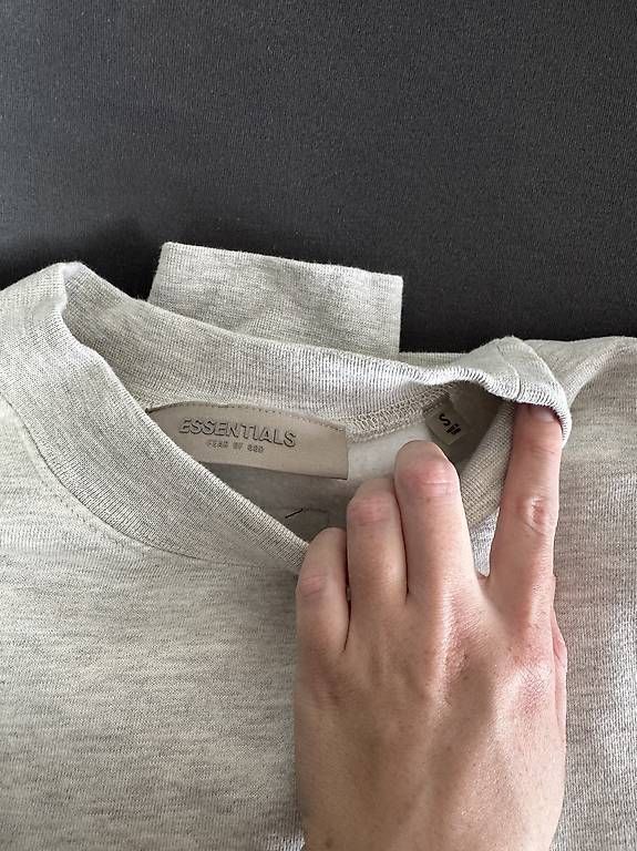 Maglioni & Felpe: Essentials Hoodie – Usato da Lupfig venduto da CEichi812 2