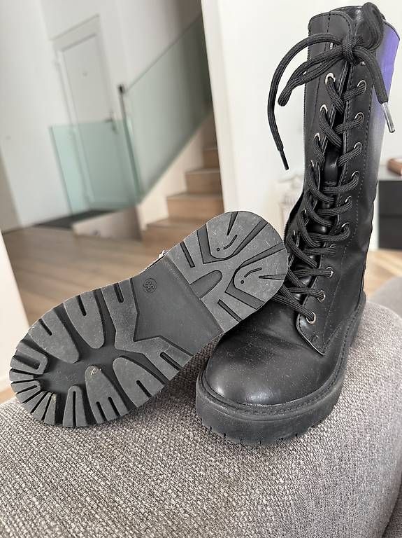 Scarpe per ragazze: Bottines pour filles taille 33 – Usato da Bussigny venduto da nan_nw9d 1