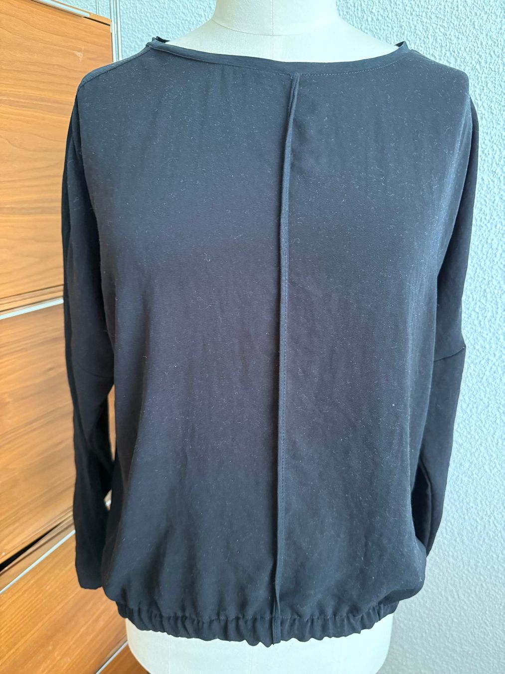 Marc Cain Camicette: Marc Cain schwarze Bluse Grösse 40 N4 – Nuovo (secondo la descrizione) da Kirchdorf AG venduto da coco123
