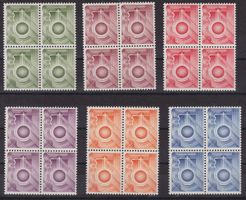 VERSUCHSDRUCKE DER PTT, VIERER-BLÖCKE, CIRKA 1945, POSTFRISC
