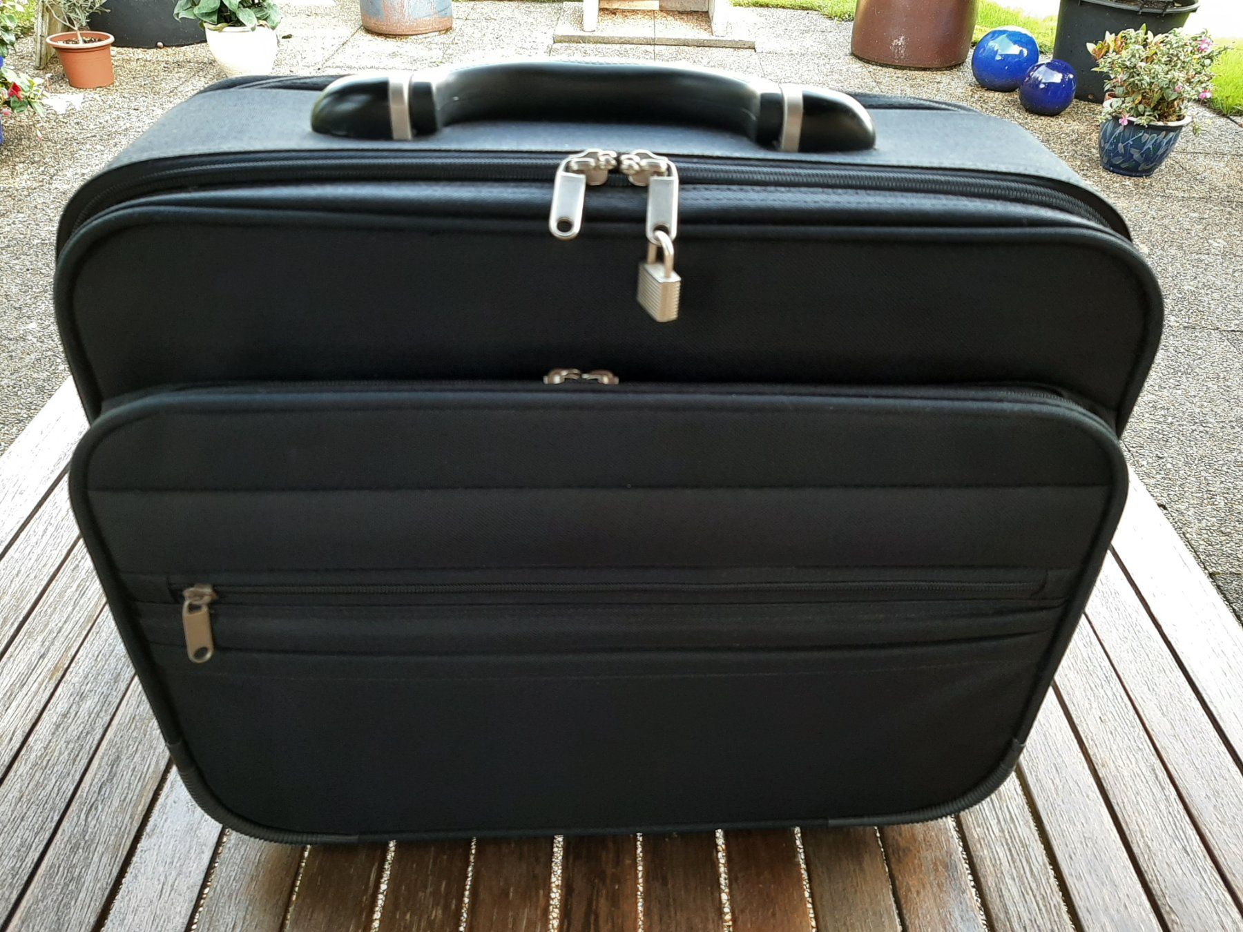 Reisekoffer: Koffer – Gebraucht aus Schwadernau von Henry04