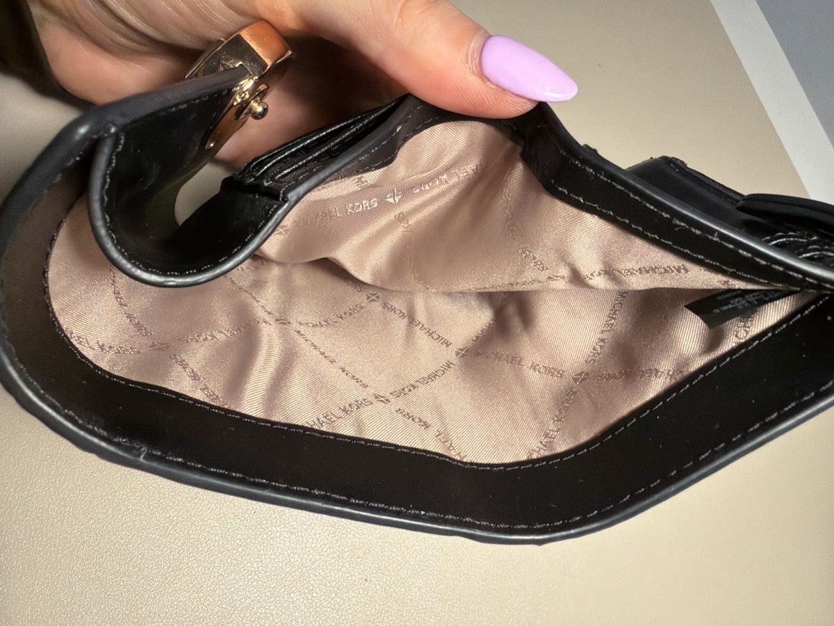 Michael Kors Portemonnaie: Michael Kors Portmonaie – Gebraucht aus Niederuzwil von Lisascloset 3