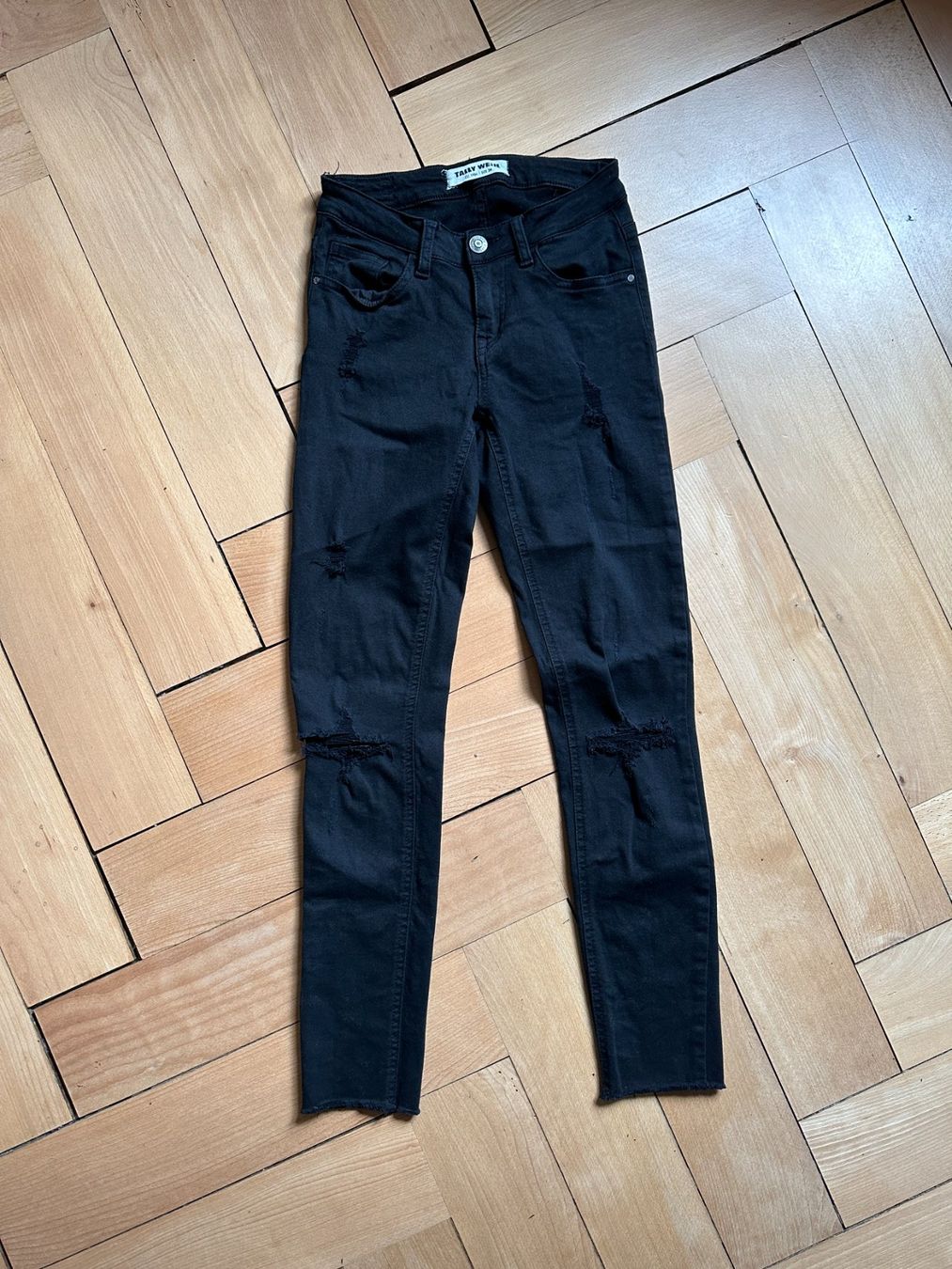 Tally Weijl Jeans: Skinny Jeans schwarz - 34 – Gebraucht aus Zürich von Diazaio