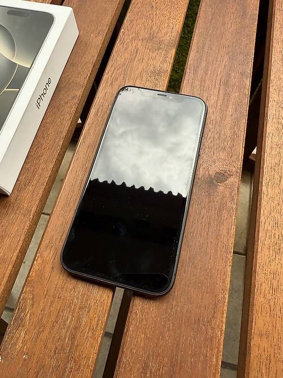 Handys / Smartphones: iPhone 11 – Gebraucht aus La Tour-de-Peilz von laurent1979 2