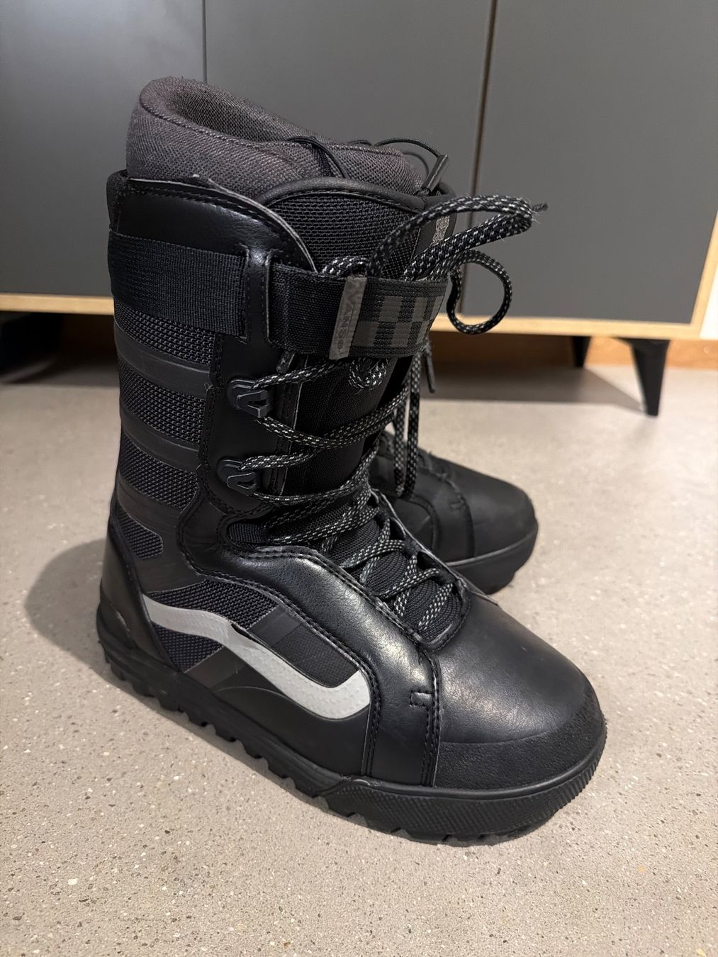 Vans Herrenschuhe: Vans Hi-Standard Pro – Gebraucht aus Zürich von mar_5kfg