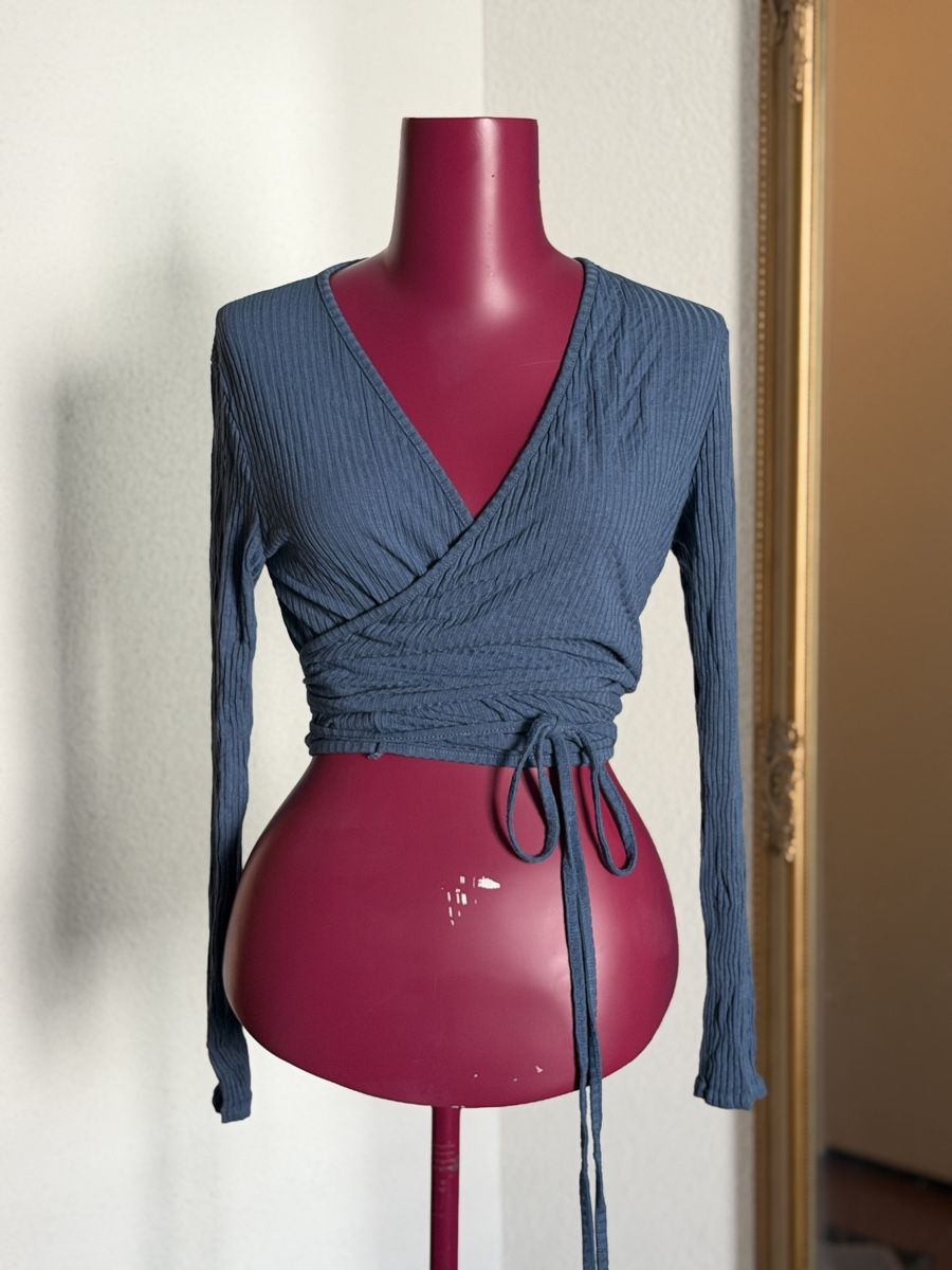 Top: SassyClassy Wickeloberteil – Usato da Niederuzwil venduto da Lisascloset