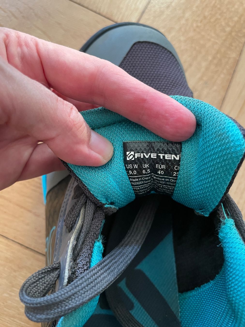 Five Ten Chaussures femmes: Five ten Bikeschuhe – D'occasion à Bern par fisibelli 5