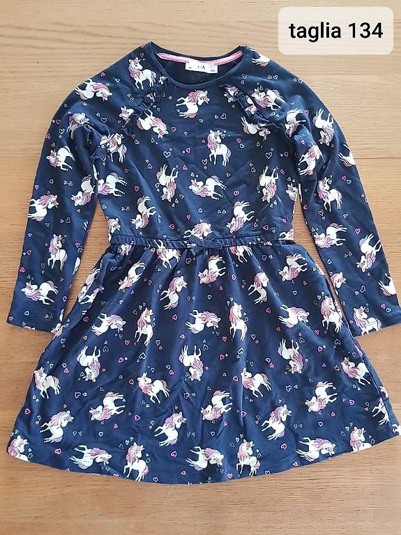 Lotti & Set di vestiti: Vestiti estivi per bambina – Usato da Tesserete venduto da mpo_57tg 3