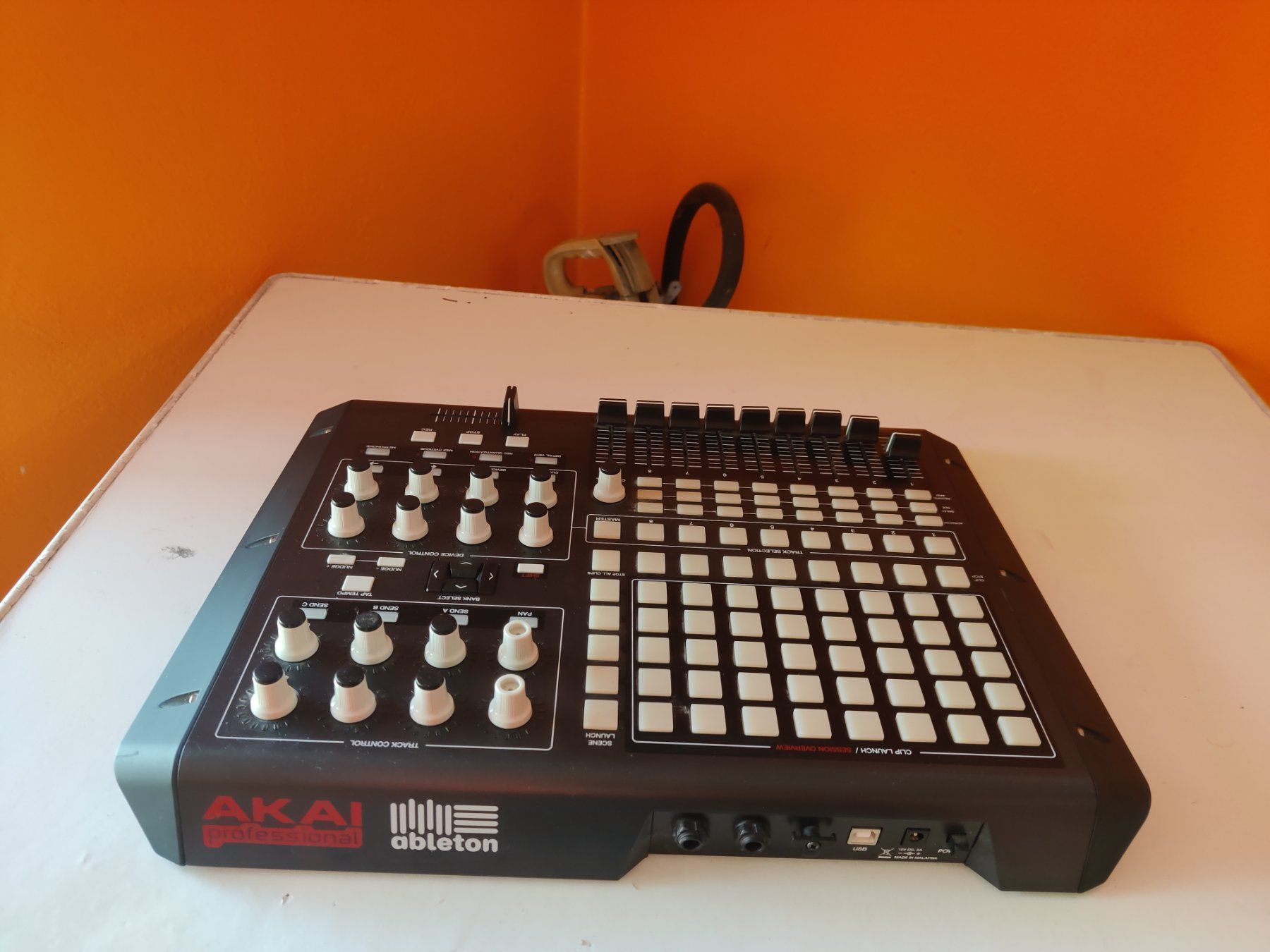 Akai Strumenti musicali: Akai Pro APC40 Ableton Controller – Usato da Viganello venduto da XTECHSTOREX 5