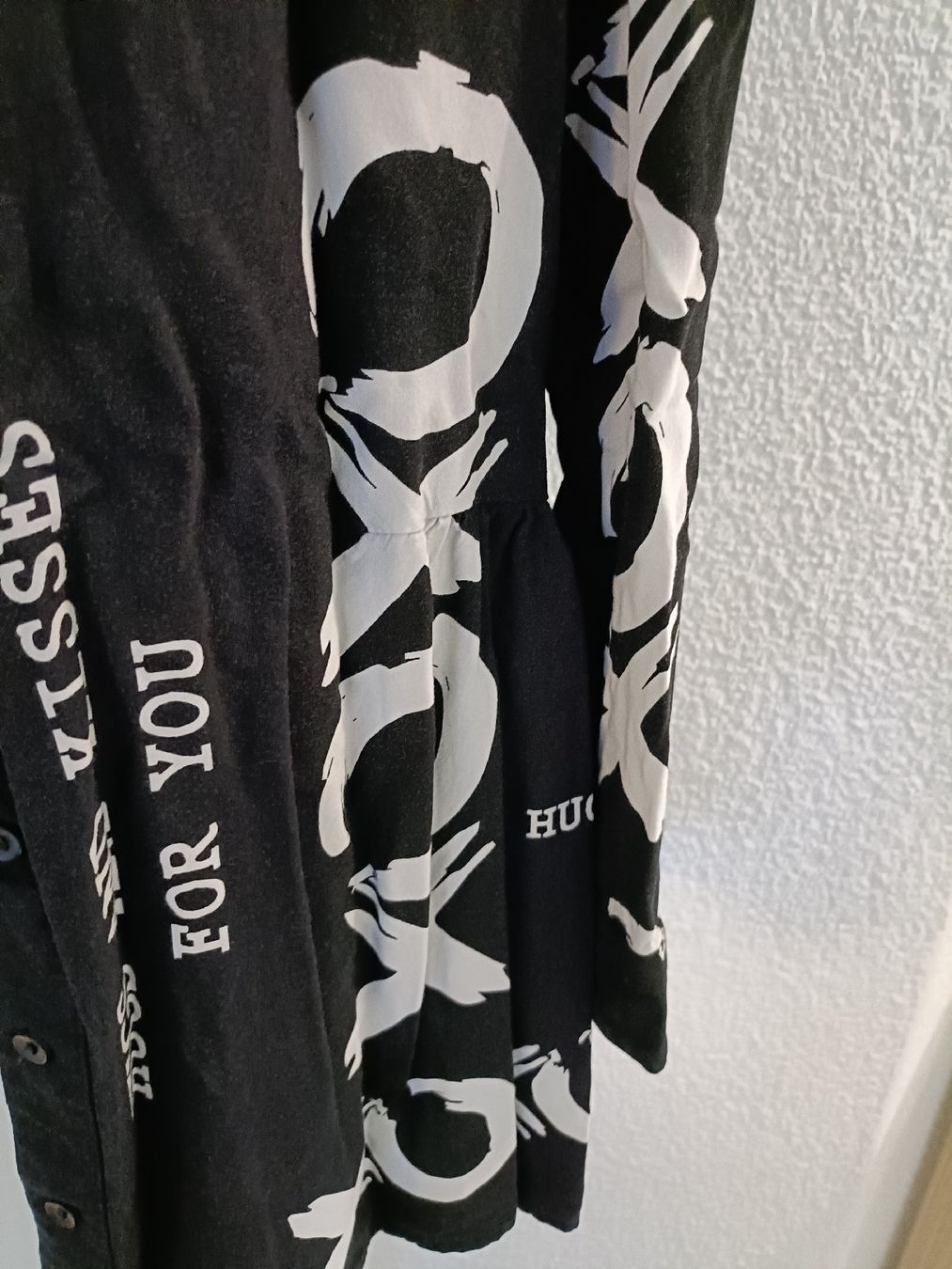 Rainbow Blusen: Rainbow Bluse Gr. 38 schwarz/weiss Viskose Muster Print – Gebraucht aus Näfels von CH.Kchlineknopf 3