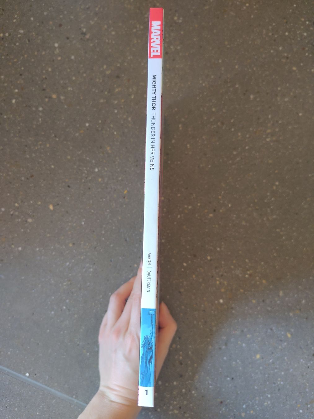 Comics: "The might Thor - Thunder in her veins" comics – Neu (gemäss Beschreibung) aus Zürich von aurelie.99 2