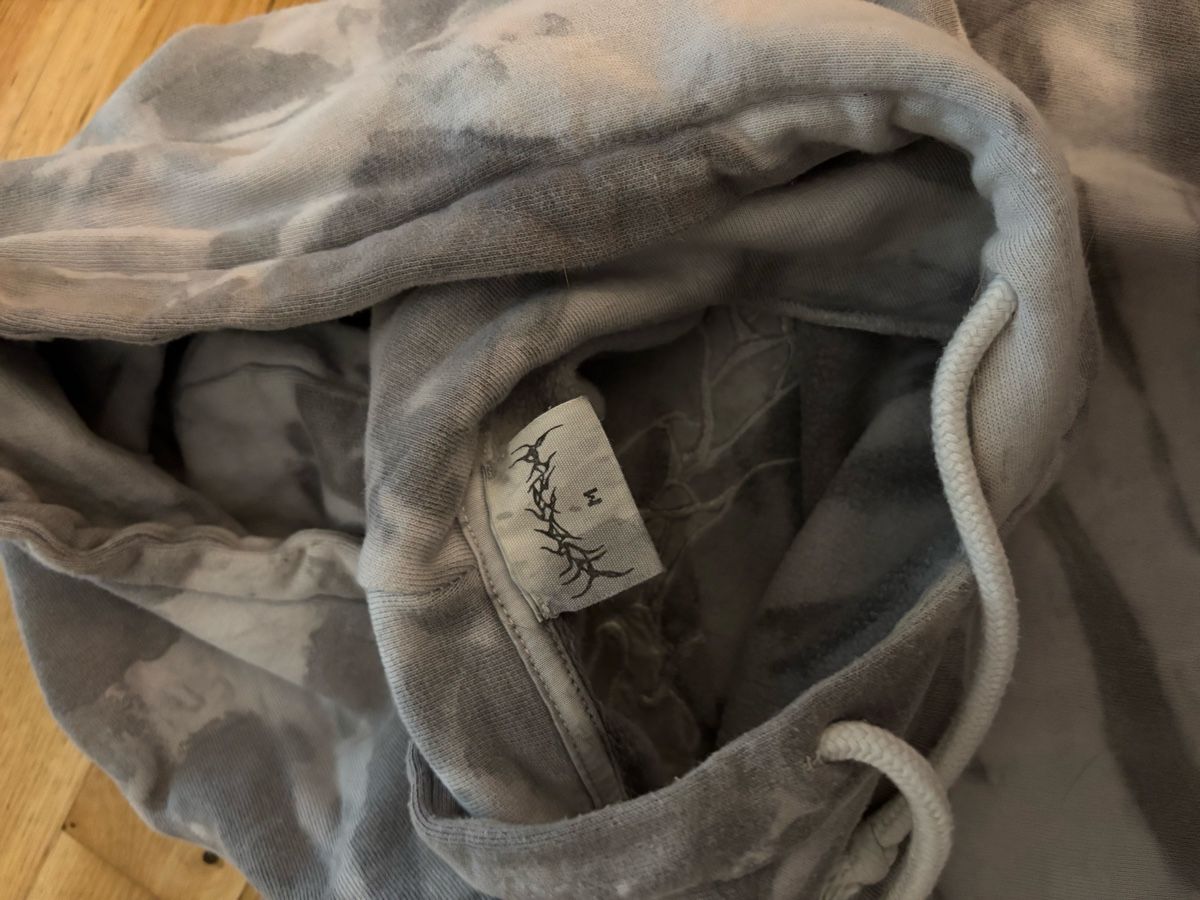 Pullover & Sweatshirts: Swirl Hoodie oversized, Gr. M, hydra CCC – Gebraucht aus Glattpark(Opfikon) von Polinatch 1