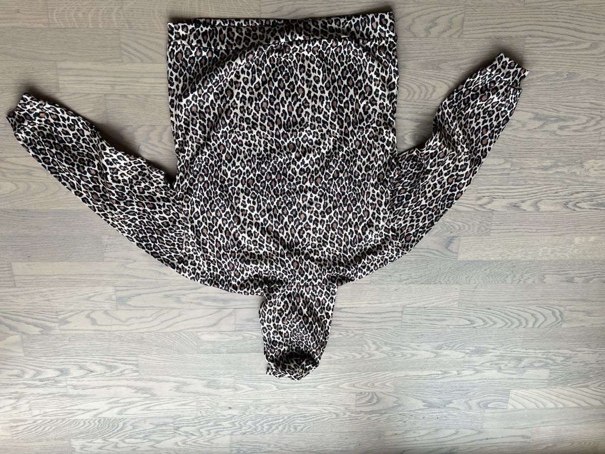 Maglioni & Felpe: Damen dünne Pullover mit Kapuze XL – Nuovo (secondo la descrizione) da Oberuzwil venduto da Kuchli 1