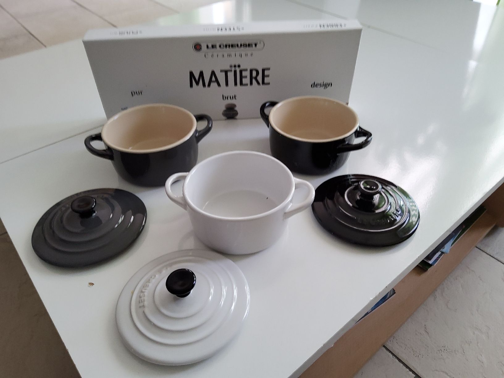Le Creuset Pentole: Mini-Cocottes Le Creuset, 3er-Set, Sonderserie – Nuovo e nell'imballaggio originale da Oberwangen b. Bern venduto da rol_p5g6 2