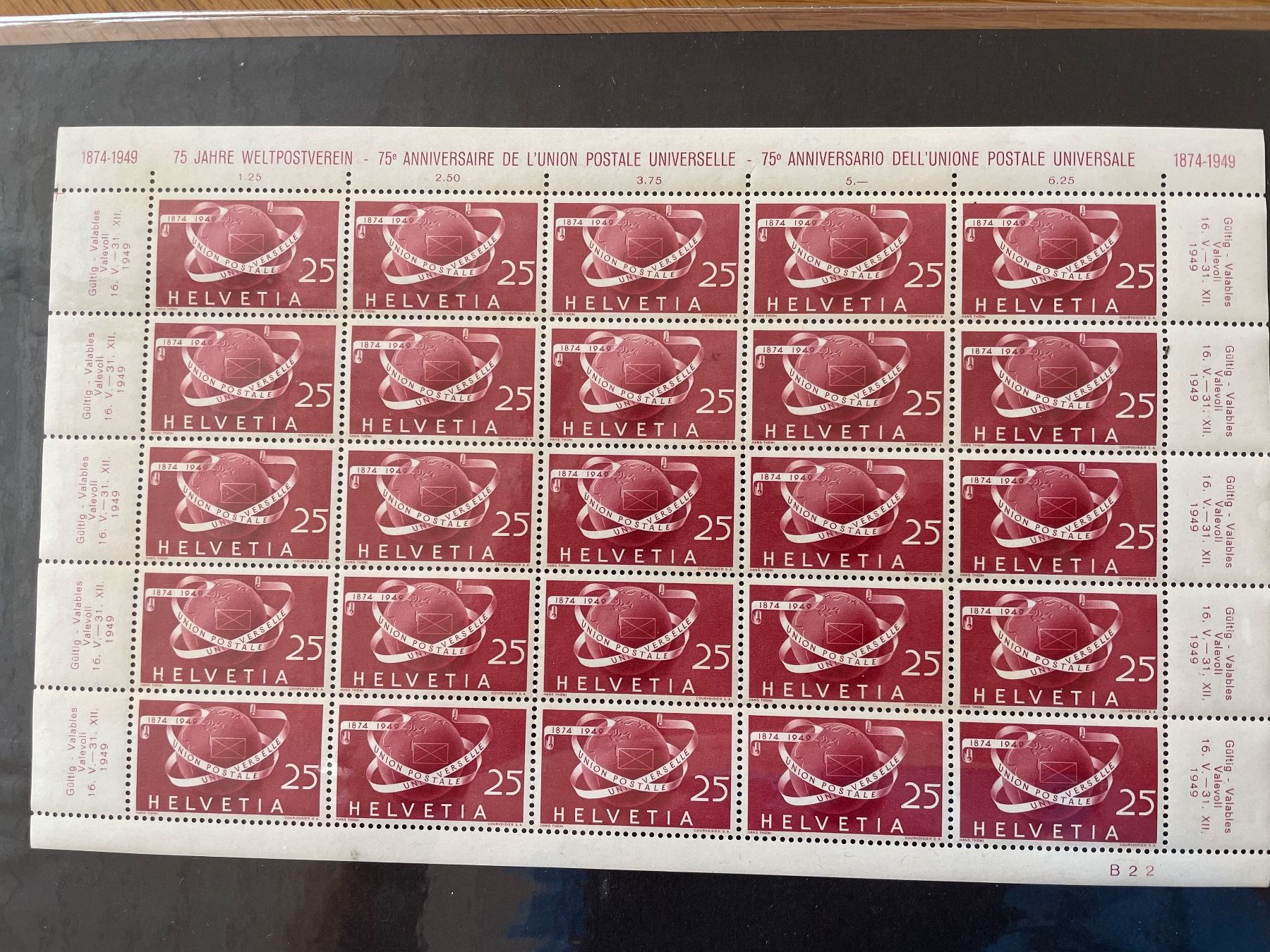 Tutti i francobolli: 3 feuilles parfaites**, 75 timbres – Usato da Sonceboz-Sombeval venduto da Comment2 2