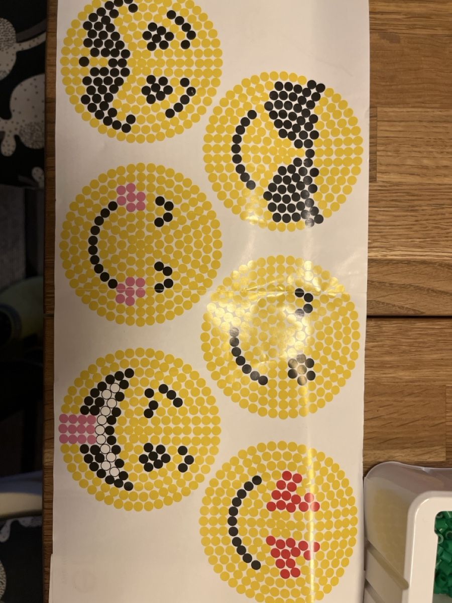 Kit bricolage: Bügelperlen Sets Pirat und Smileys – Usato da Männedorf venduto da Dorrii85 3