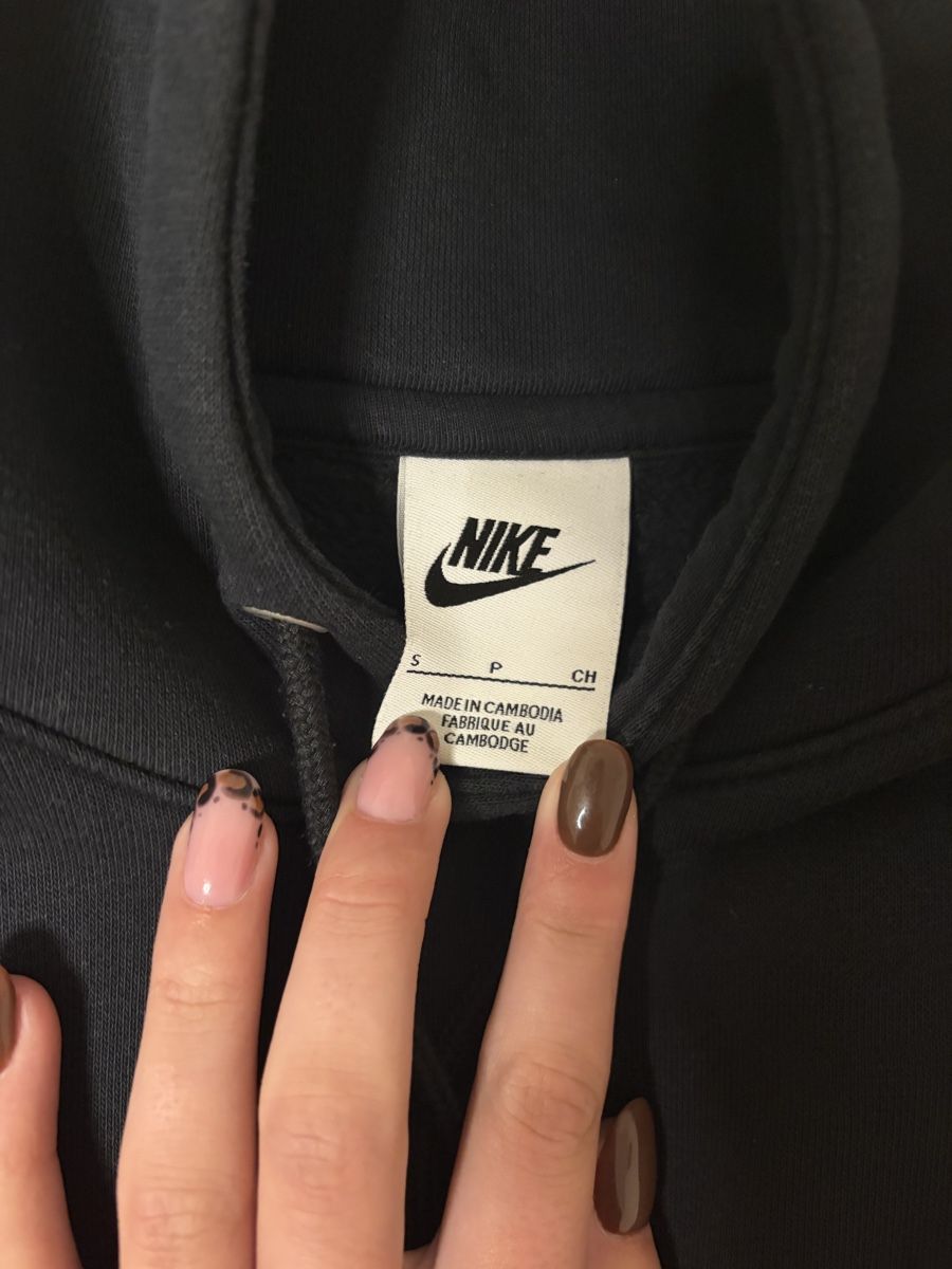Nike Pulls & Sweat-shirts: Nike Pullover  – D'occasion à Eggerberg par nicolas.wasmer 1