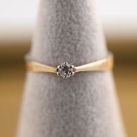 Solitärring 18K Weissgold mit Diamant