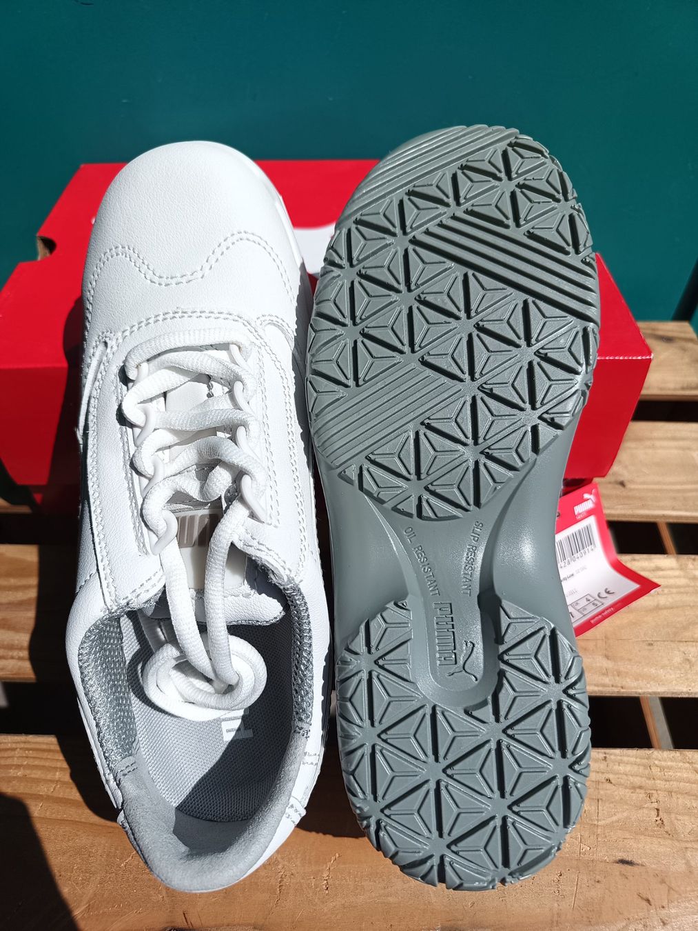 Puma Herrenschuhe: Puma Sicherheitsschuhe S2 SRC 37 – Neu und originalverpackt aus Oberegg von A-Z.Handel.Loehrer 6