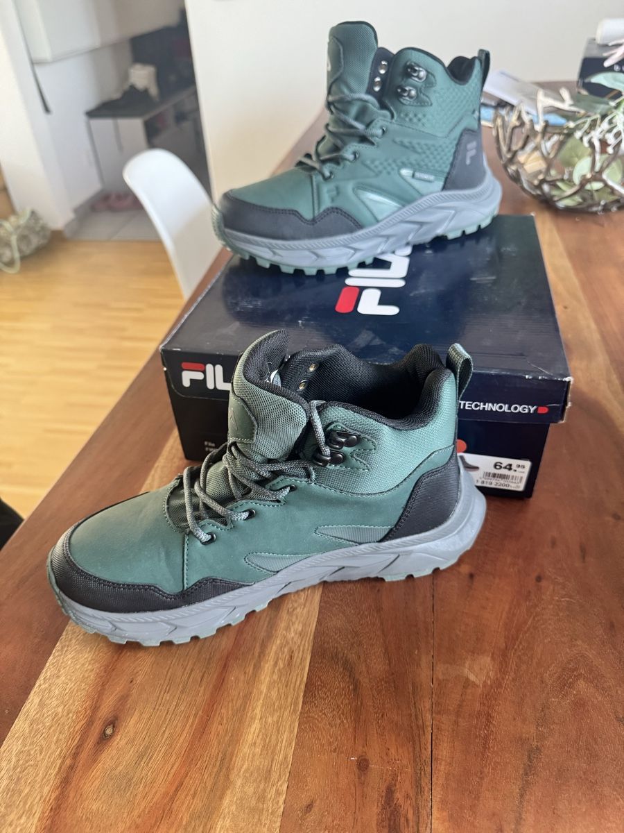 Chaussures hommes: Fila Wanderschuhe Grösse 39 neu mit Karton – Neuf avec emballage d'origine à St. Gallen par Popolone26 1