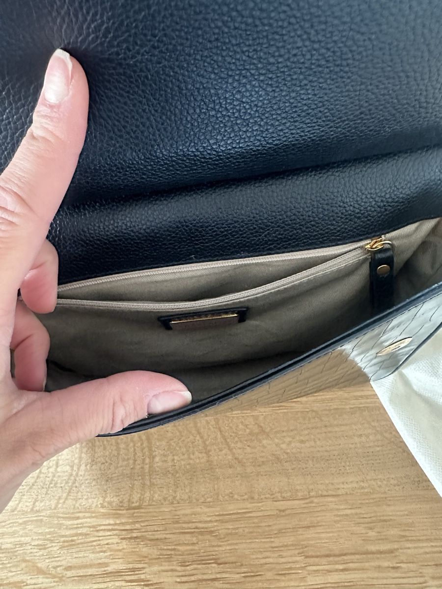 Coccinelle Borse da donna: Coccinelle black croc leather bag – Nuovo (secondo la descrizione) da Uster venduto da Monika_OB 8