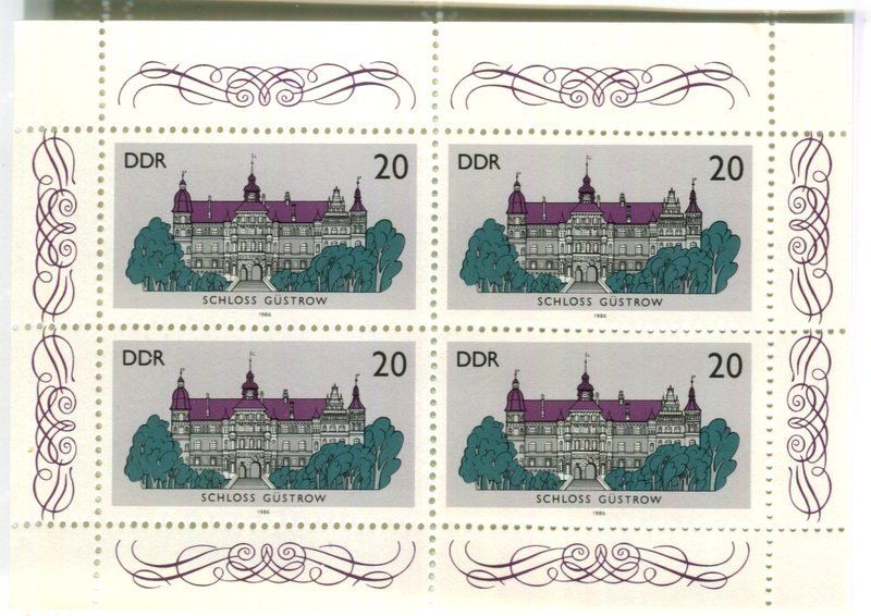 Tous les timbres: Block "Schloss Güstrow". DDR. – Neuf avec emballage d'origine à Basel par Butsch5