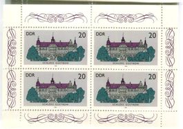 Block "Schloss Güstrow". DDR.