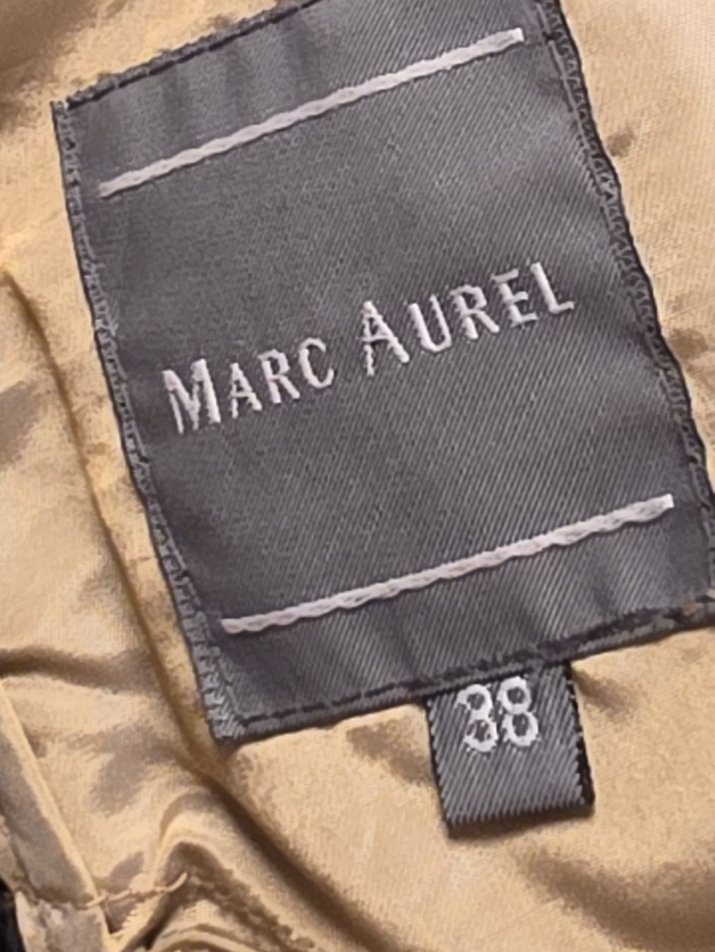 Vestes: Marc Aurel Jacke gesteppt  – D'occasion à Binningen par Daja75 3