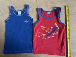 2 Kinder Shirts ohne Arm Unterhemden Gr. 98/104