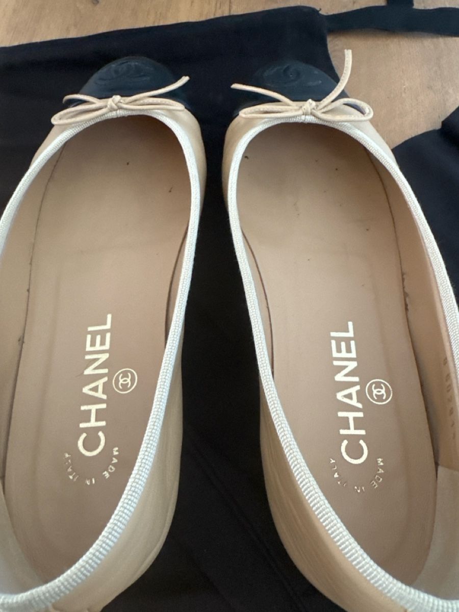 Chanel Scarpe da donna: Klassische Chanel Ballerinas – Usato da Langnau am Albis venduto da DCT 4