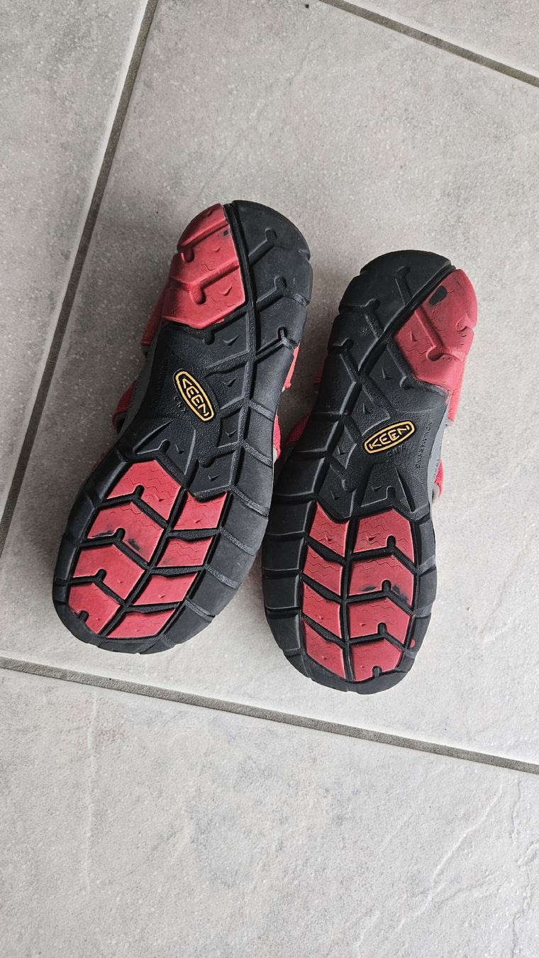 Keen Scarpe per ragazzi: Keen Sandalen Gr 37 – Usato da Emmenbrücke venduto da nl-l 2