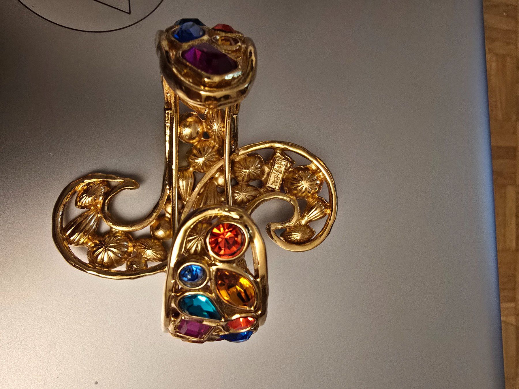 Saint Laurent Bracciali & Braccialetti: Bracelet Yves Saint Laurent – Nuovo e nell'imballaggio originale da Villars-sur-Glâne venduto da lofaya 2