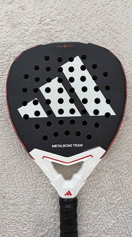 Adidas Schläger: Padel Schläger ADIDAS METALBONE TEAM – Gebraucht aus Kriens von EduardRama 2
