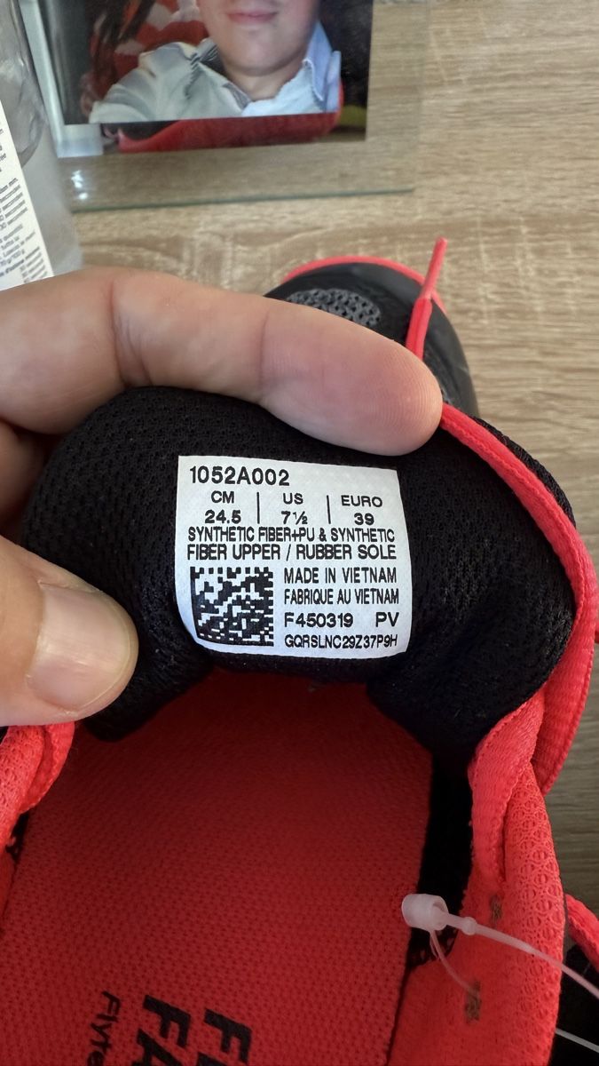 Asics Scarpe da donna: ASICS Netburner Ballistic FF  Neu & ungebraucht Gr. 39 – Nuovo e nell'imballaggio originale da Zell ZH venduto da jacopo.bonfiglio 3