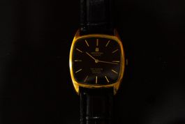 Universal Geneve Gilt-Shadow Ultra slim