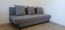 Schlafsofa grau ausklappbar mit Bettkasten guter Zustand