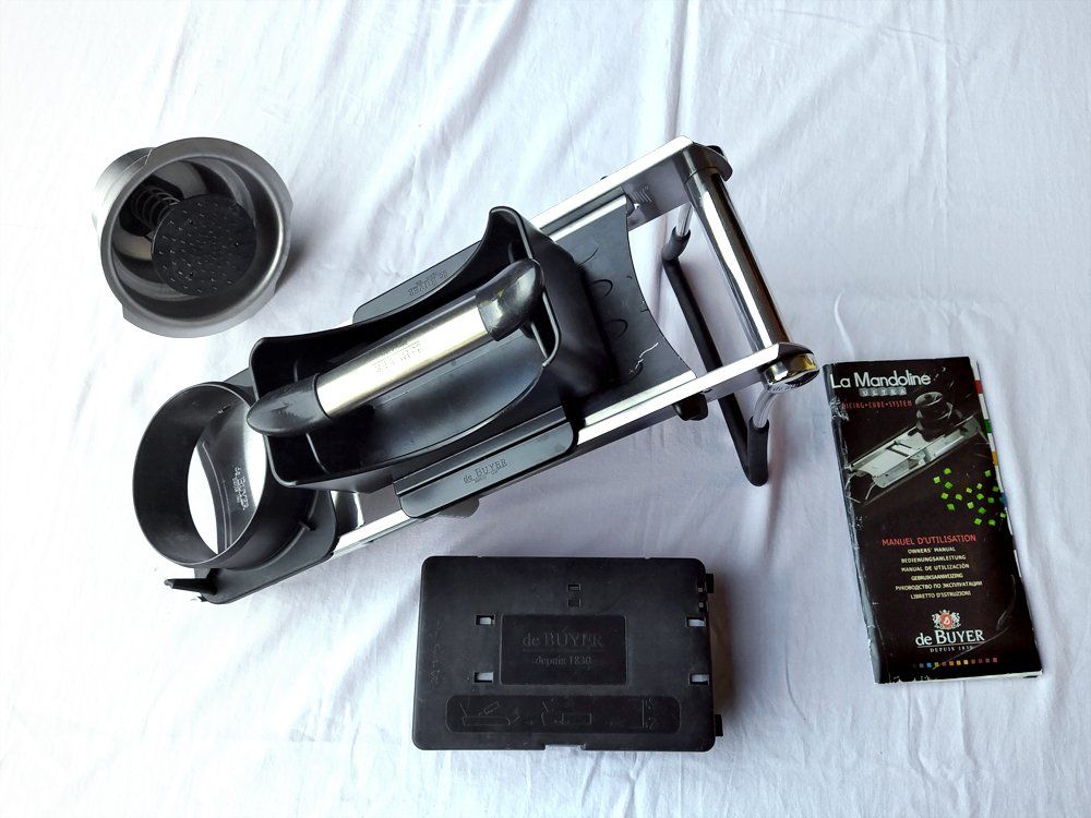 Appareils de cuisine: Mandoline REVOLUTION MASTER – D'occasion à Morgins par Laurentcorinne 5